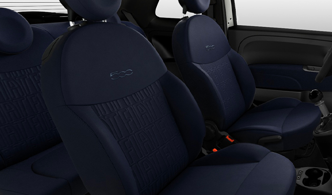 Sedili in tessuto blu con monogramma Fiat